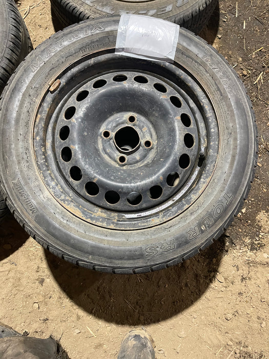 used multi mile Matrix 195/60R15