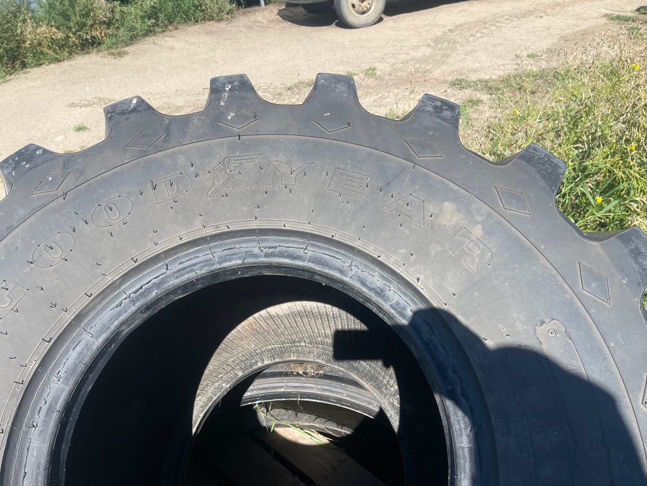 Used Good Year 48x31.00R20 flotation tire