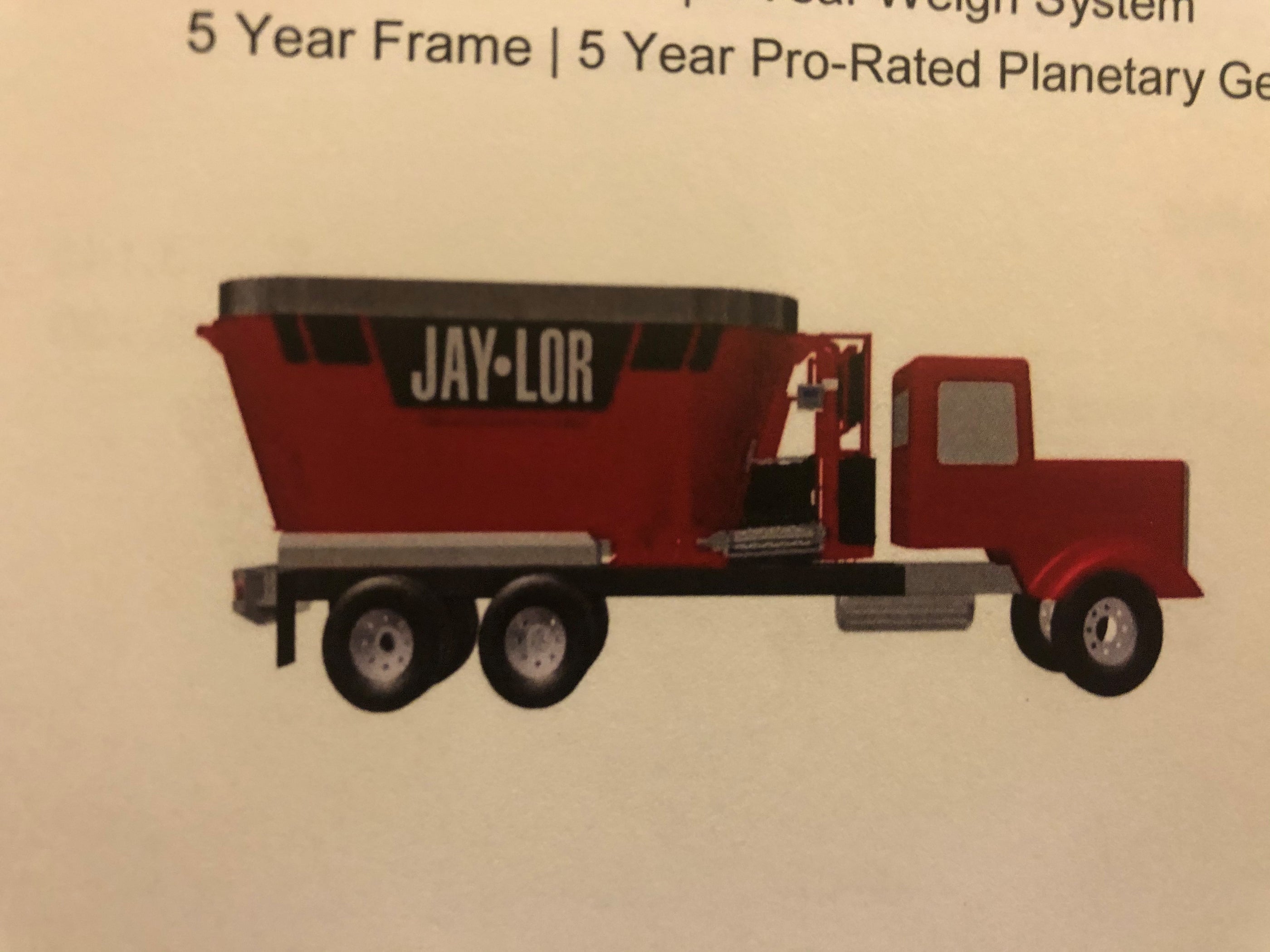 Jaylor Vertical TMR Mixer 5000 Series — Huber Ag Equipment LTD
